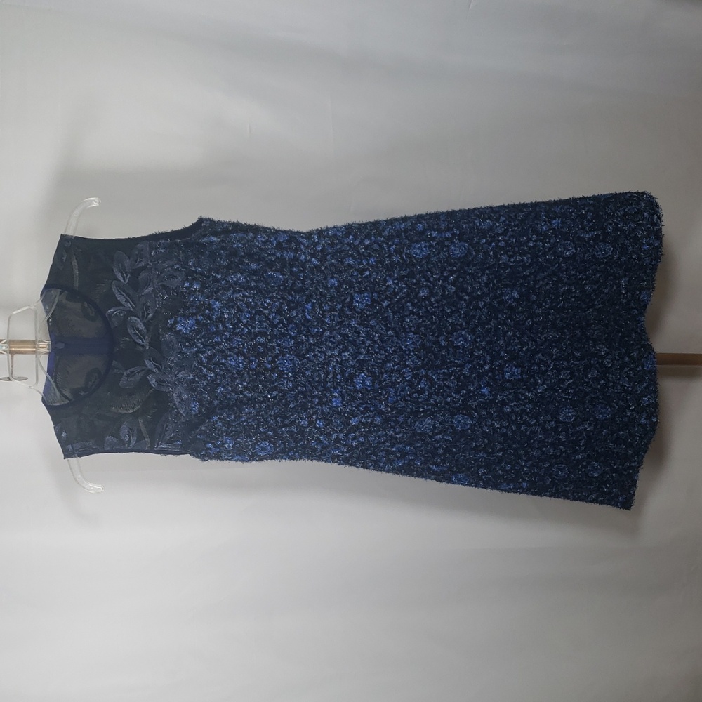 T Tahari Blue Sleeveless‎ Textured Floral Dress - SZ 2